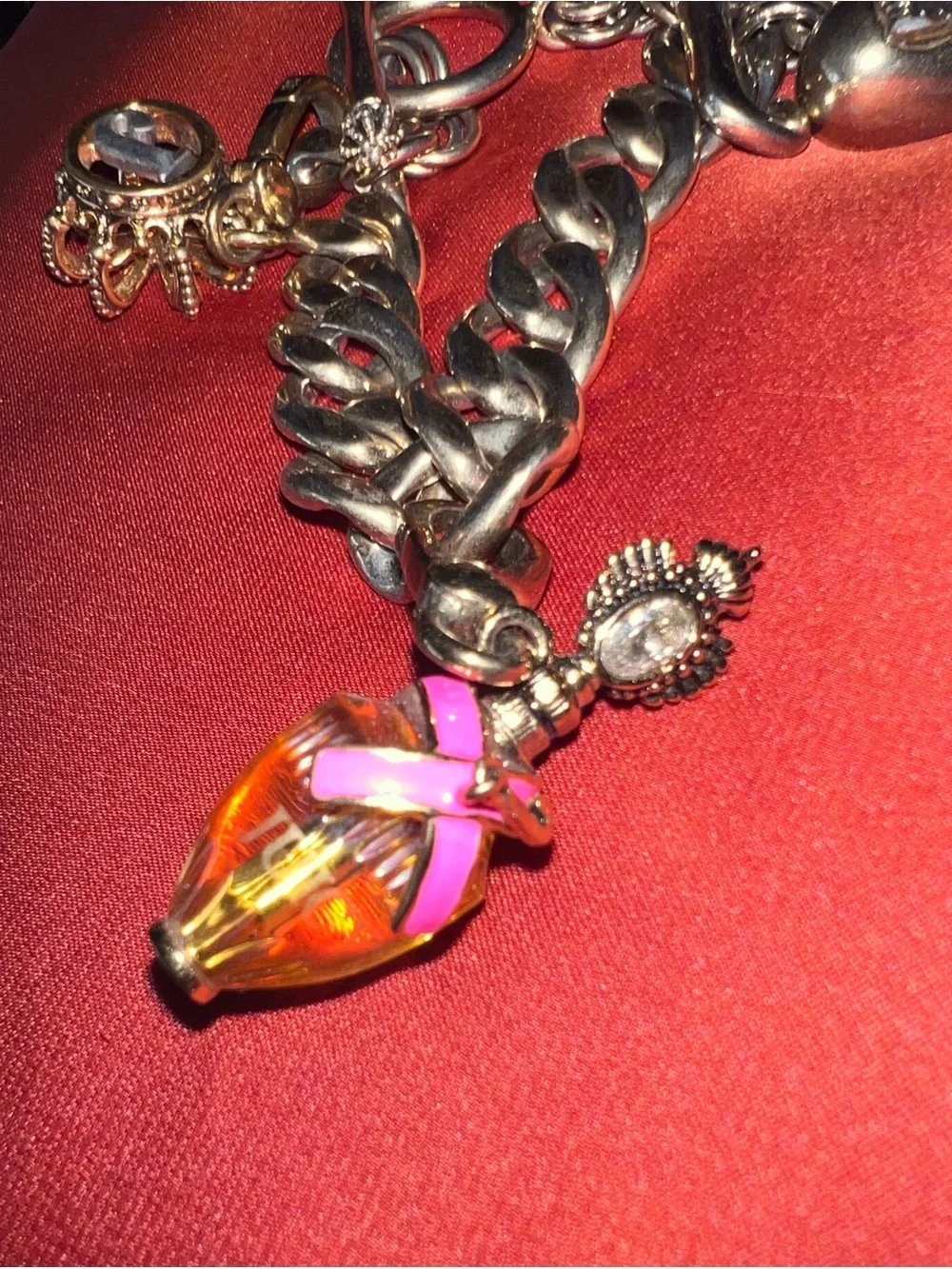 Juicy Couture RARE CHARM Heart Charm Bracelet - Picture 5 of 6